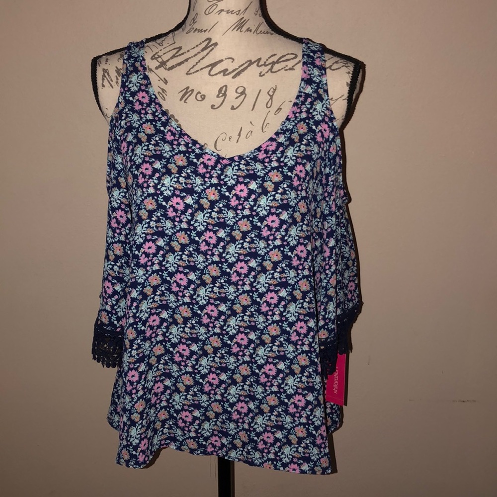 Xhilaration Cold Shoulder Top